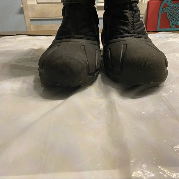 Sorel boots nylon waterproof Black w/gray trim SZ 6 Worn 1X - Picture 6 of 15